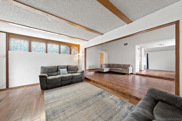 1562 Arequipa Street, San Diego CA: https://media.crmls.org/mediaz/300580c1-3bc7-40d8-8bd8-9c7865cc0da9.jpg