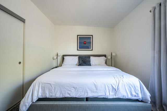 3623 E Avenida Fey Norte, Palm Springs CA: https://media.crmls.org/mediaz/3005e526-bcc3-4a8c-be38-4ae44ba96a6c.jpg