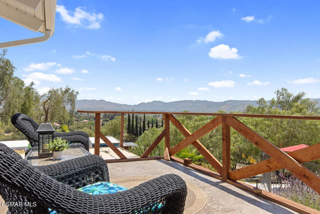 3166 Sycamore Drive, Simi Valley CA: https://media.crmls.org/mediaz/3005eba7-d474-4f1d-babe-e953e9e276dd.jpg