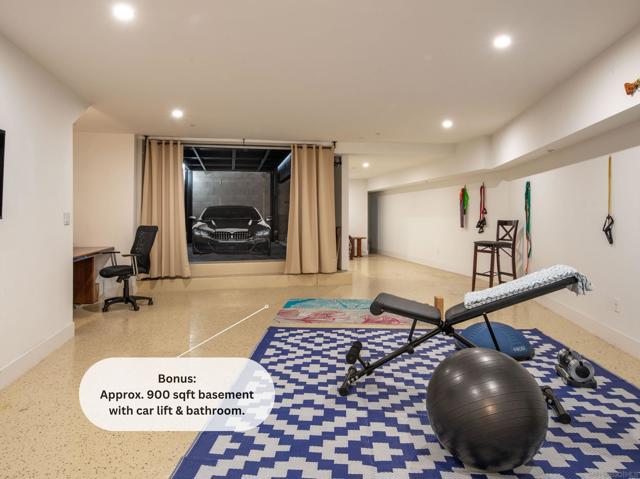 249 Playa Del Norte, La Jolla CA: https://media.crmls.org/mediaz/300636fa-6b51-4abe-9876-8dfed5465df6.jpg