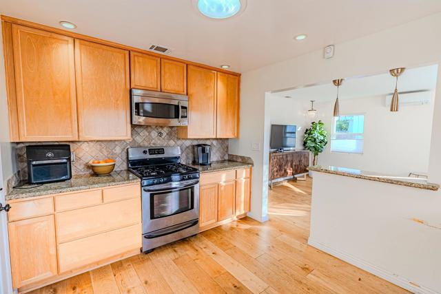 Detail Gallery Image 16 of 27 For 425 8th St, Imperial Beach,  CA 91932 - 3 Beds | 2 Baths