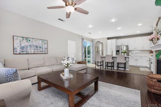 Detail Gallery Image 10 of 29 For 3428 Filoli Circle, Carlsbad,  CA 92009 - 3 Beds | 3/1 Baths