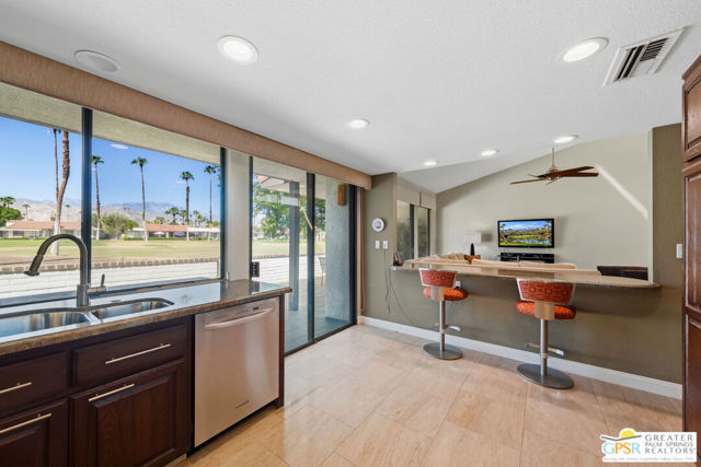 45 Torremolinos Drive, Rancho Mirage, CA 92270