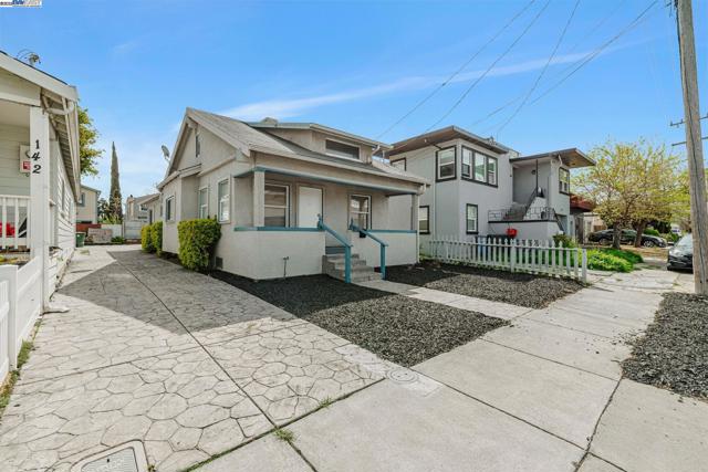 140 Tuolumne Street, Vallejo CA: https://media.crmls.org/mediaz/30078048-76d0-42d5-977a-6ff3d6d61956.jpg