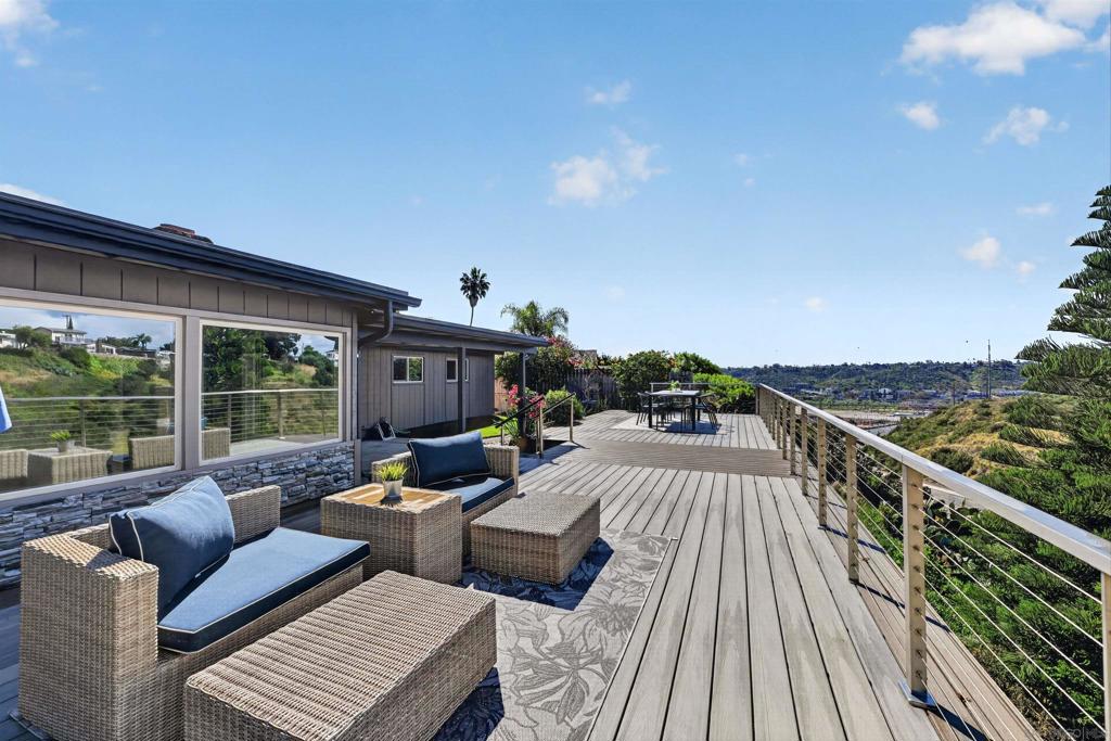 2546 Marathon Dr - photo 2