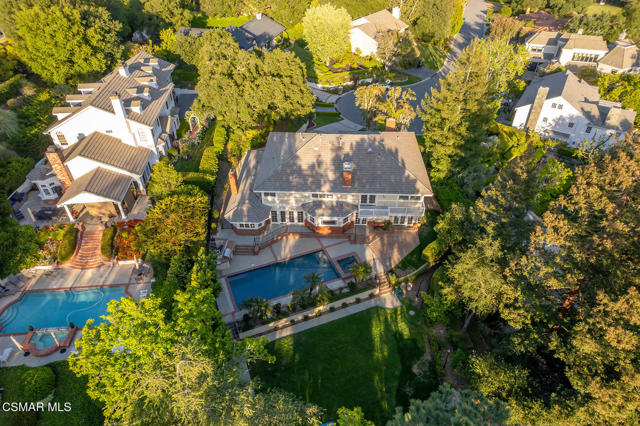 5320 Long Shadow Court, Westlake Village CA: https://media.crmls.org/mediaz/30083d74-36b6-4dff-838e-e43adecac308.jpg