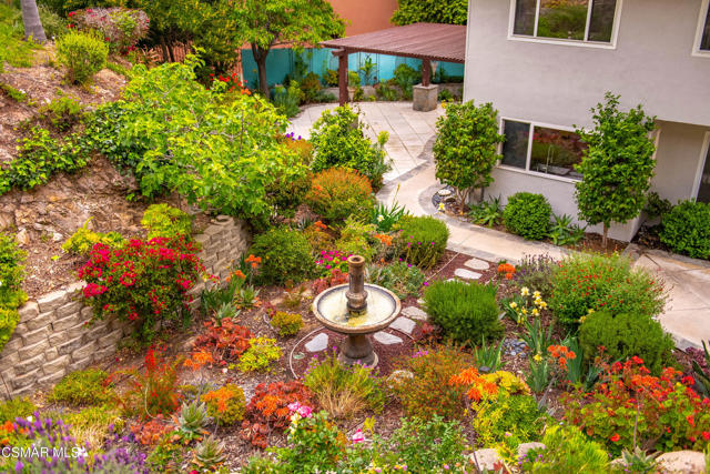 1253 Willsbrook Court, Westlake Village CA: https://media.crmls.org/mediaz/30084260-7d40-4475-8e42-01c3eea87c05.jpg