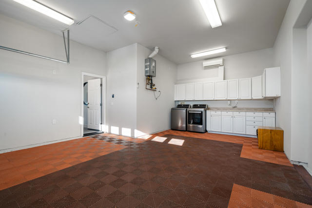 48170 Hjorth Street, Indio CA: https://media.crmls.org/mediaz/300846f0-3818-4fe3-921f-33867a7da8da.jpg