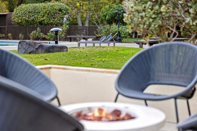 243 Selby Lane, Atherton CA: https://media.crmls.org/mediaz/30086f44-9c65-4dad-a723-04579204de79.jpg