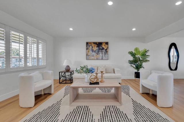 1518 Day Avenue, San Mateo CA: https://media.crmls.org/mediaz/300a1261-b30d-42f0-91cd-33e59ce52187.jpg