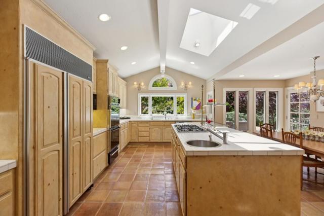 19273 Citrus Lane, Saratoga CA: https://media.crmls.org/mediaz/300a886b-3bf5-475f-a705-8f7a5ad1f884.jpg