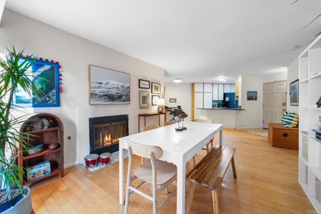 Detail Gallery Image 1 of 37 For 7228 Camino Degrazia #271,  San Diego,  CA 92111 - 3 Beds | 2 Baths