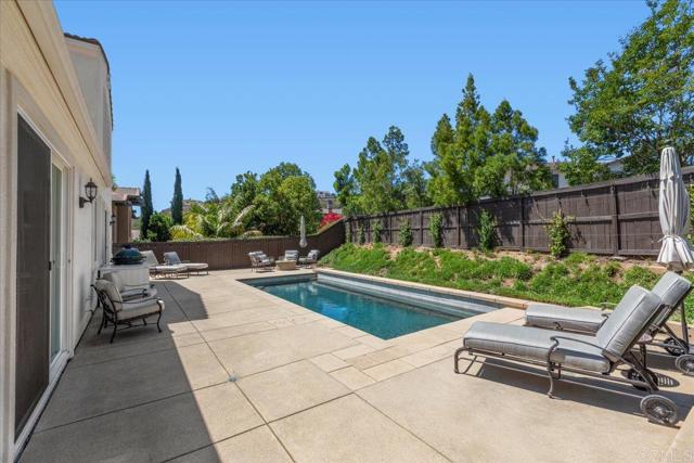 1080 Vega Way, San Marcos CA: https://media.crmls.org/mediaz/300ce4b4-0307-481c-b3b0-7e8999ec1703.jpg