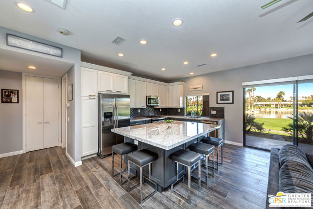 67612 Lagos Way, Cathedral City CA: https://media.crmls.org/mediaz/300d935d-f0b6-4618-b6f4-cbec29a9a222.jpg