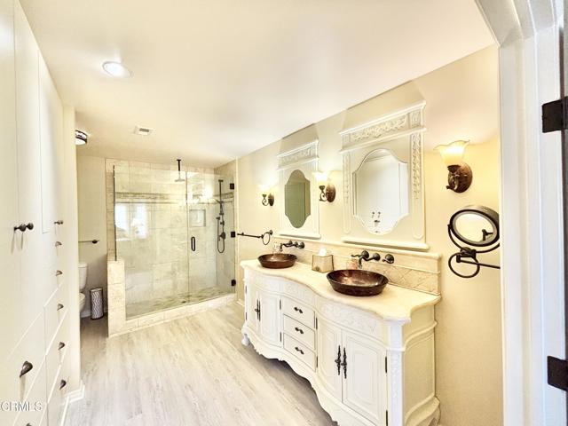 Detail Gallery Image 6 of 28 For 2231 Martinique Ln, Oxnard,  CA 93035 - 2 Beds | 2 Baths