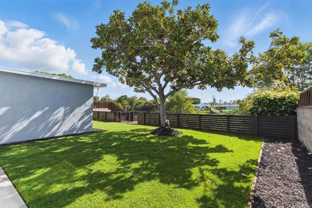 4471 Moraga Avenue, San Diego CA: https://media.crmls.org/mediaz/300f9d98-5ee2-45b6-8fbb-81ce7460cfa9.jpg