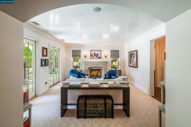 Image 5 of 61 For 53 Hidden Oaks Dr