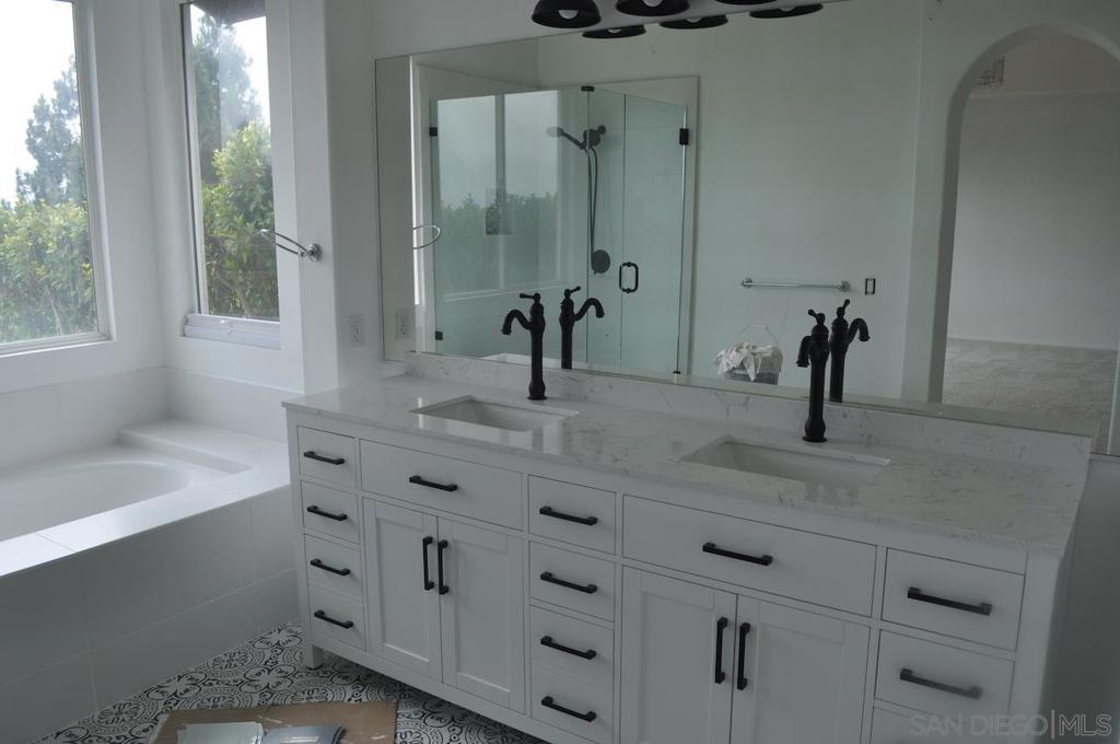 MLS #250043162SD image #19