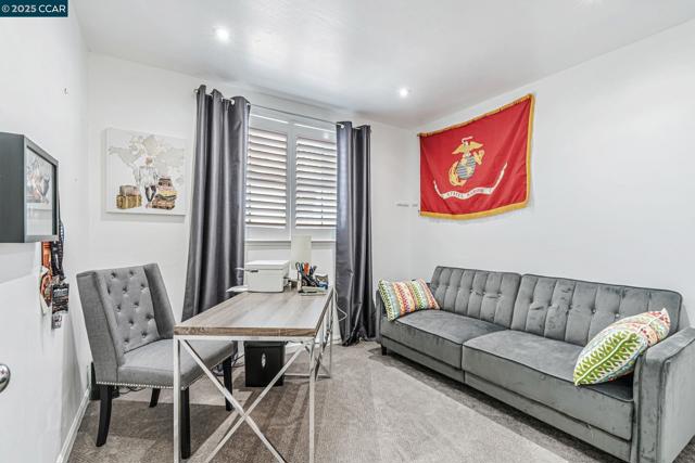 5103 Pioneer Way, Antioch CA: https://media.crmls.org/mediaz/30113734-4064-467a-8c4d-44ffe017e158.jpg