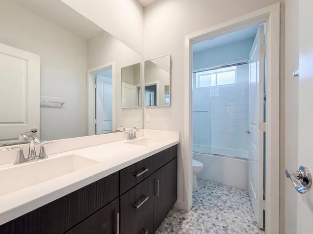 Detail Gallery Image 23 of 36 For 951 Camino Aldea, Chula Vista,  CA 91913 - 4 Beds | 3 Baths