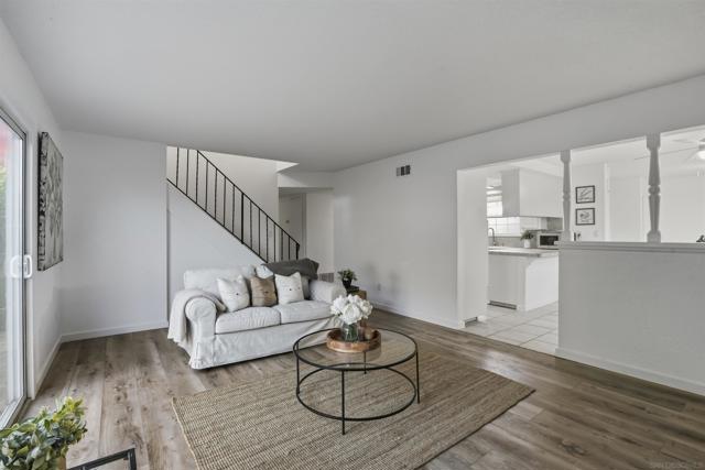 1806 Stewart St, Oceanside CA: https://media.crmls.org/mediaz/3011c1f3-7d69-44ac-a606-991e324027f8.jpg