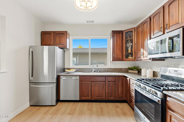 Detail Gallery Image 14 of 76 For 274 274 1/2 W Laurel Ave, Sierra Madre,  CA 91024 - – Beds | – Baths