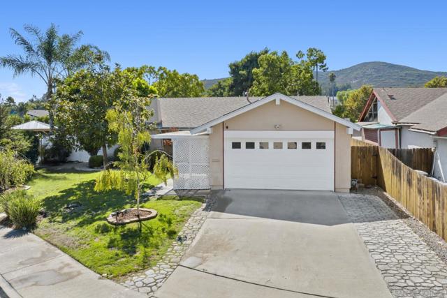 13250 Powers Ct, Poway CA: https://media.crmls.org/mediaz/3015ed39-4660-4fe2-8626-5cdebe8c9513.jpg