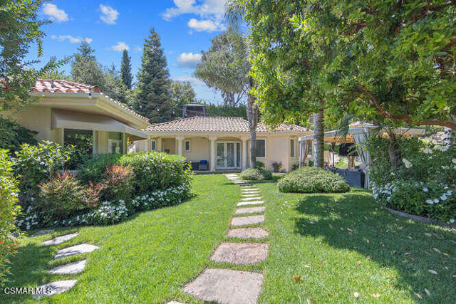 421 Whitegate Road, Thousand Oaks CA: https://media.crmls.org/mediaz/301628b0-03a5-4476-9ea2-1bb8f394a583.jpg