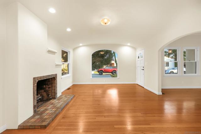 1430 Golden Gate Drive, San Diego CA: https://media.crmls.org/mediaz/3016ae8f-8072-4cf0-a873-7ac82b4742a8.jpg