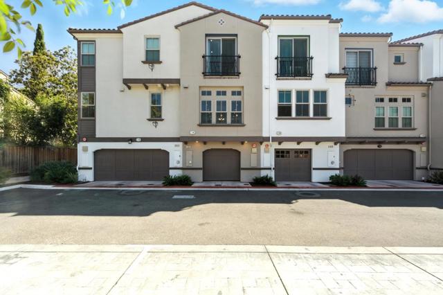 2014 W Middlefield Road, Mountain View CA: https://media.crmls.org/mediaz/30171071-07fc-4640-af50-8dd65c8d54de.jpg