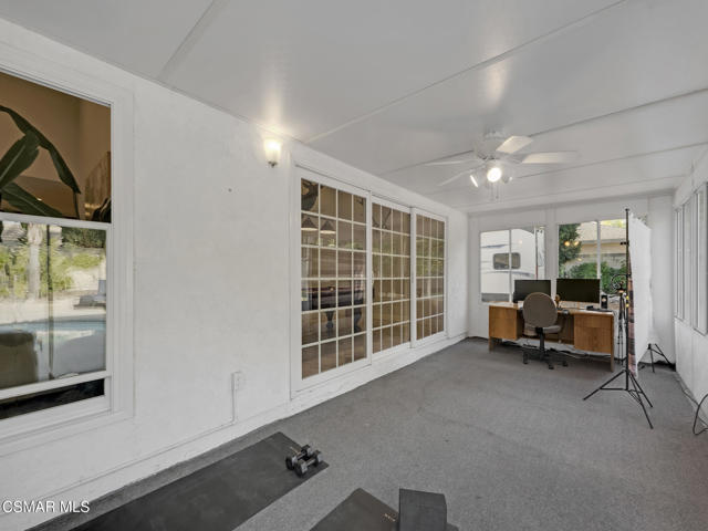 3000 Starling Avenue, Thousand Oaks CA: https://media.crmls.org/mediaz/30174f70-b929-436f-9dc8-f9f92d490729.jpg