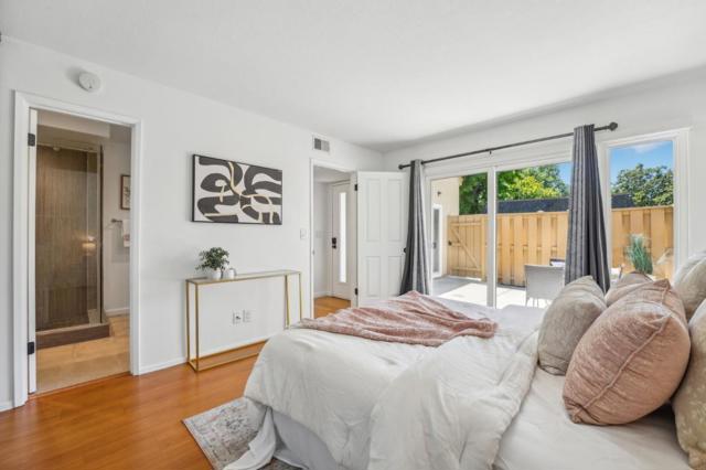 125 Connemara Way, Sunnyvale CA: https://media.crmls.org/mediaz/3017681a-2f80-417a-8d03-6b307b7140aa.jpg