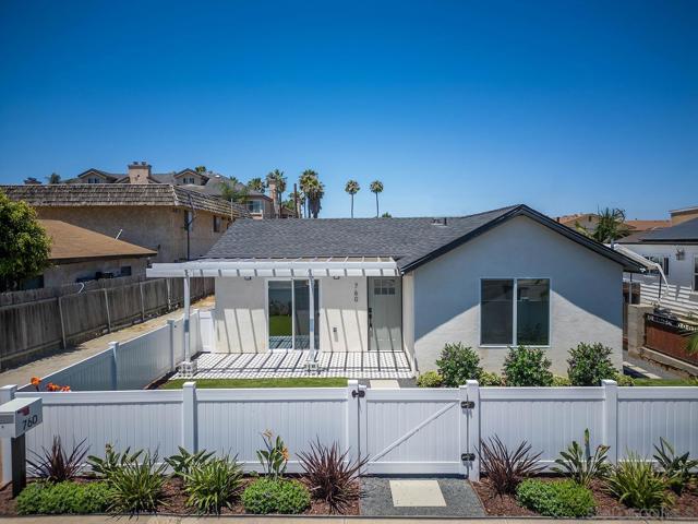 760 Florence St, Imperial Beach CA: https://media.crmls.org/mediaz/3017b3ff-6d0b-4bfb-b1be-92dc02f76823.jpg