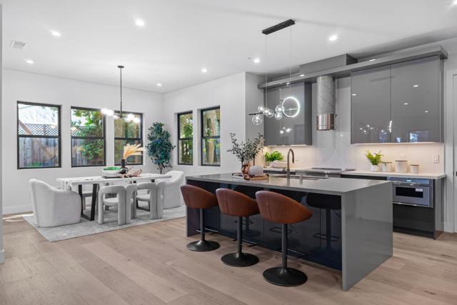 767 Cuesta Drive, Mountain View CA: https://media.crmls.org/mediaz/30189abb-fcae-4585-9992-83f25f007fa7.jpg