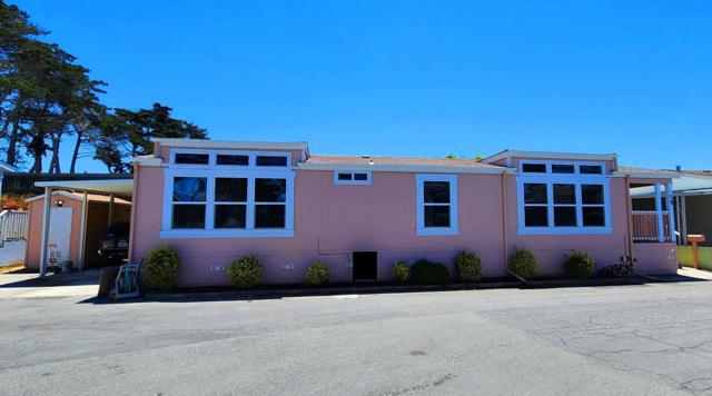 347 Carmel Avenue, Marina CA: https://media.crmls.org/mediaz/3019aefd-3563-4911-8dfc-eb187c6e71a8.jpg