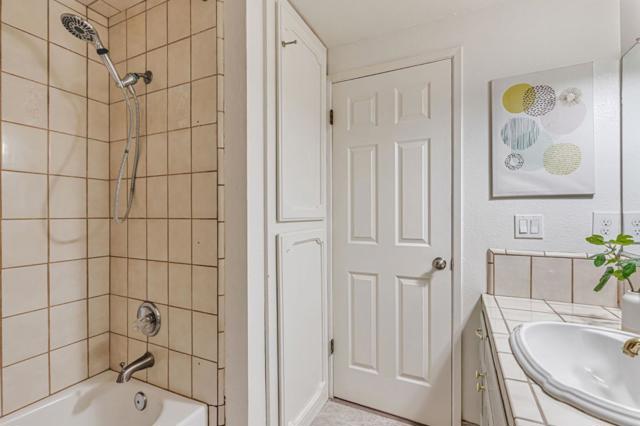 17120 Viewcrest Lane, Morgan Hill CA: https://media.crmls.org/mediaz/3019ec08-4416-4c4a-88dc-135b6c32bfe7.jpg