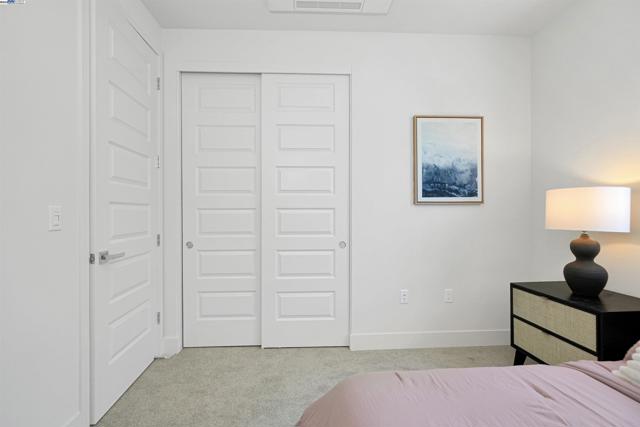 2388 Stanford Street, Alameda CA: https://media.crmls.org/mediaz/301a2674-8d87-4df0-b3e8-150adcf02539.jpg