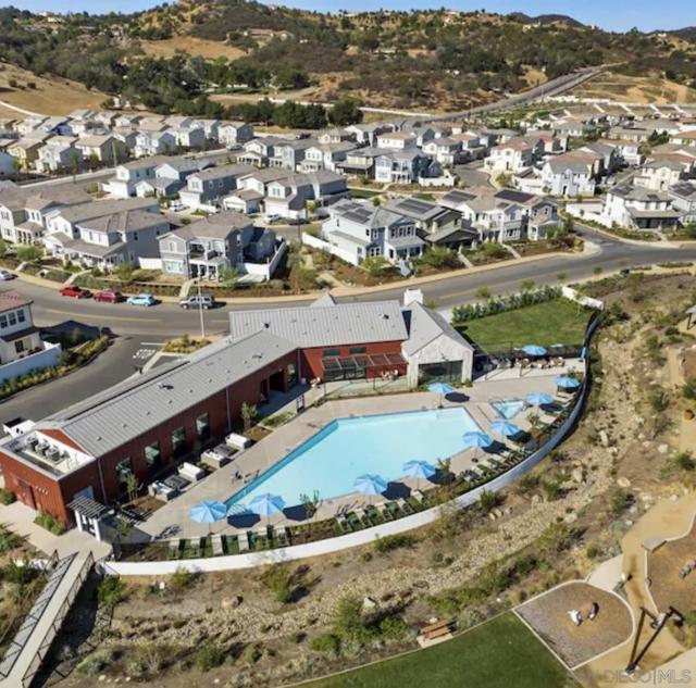 27661 Heritage Ln, Valley Center CA: https://media.crmls.org/mediaz/301a55c6-8c74-456c-b32c-45845803eb91.jpg