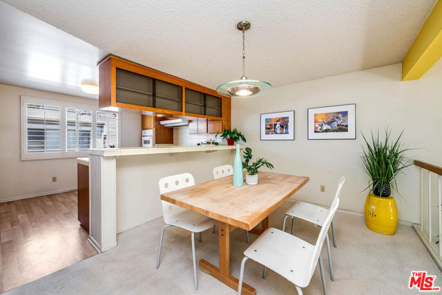 4331 W Sarah Street, Burbank CA: https://media.crmls.org/mediaz/301a935d-dafc-44a9-99eb-f2bb5ef4d9b8.jpg