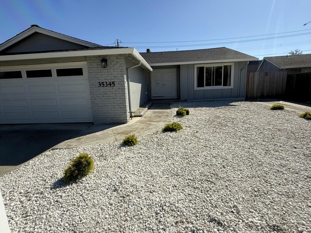 35345 Cabral Dr, Fremont CA: https://media.crmls.org/mediaz/301aa12b-71ba-43e0-a606-2e5ab01ba491.jpg
