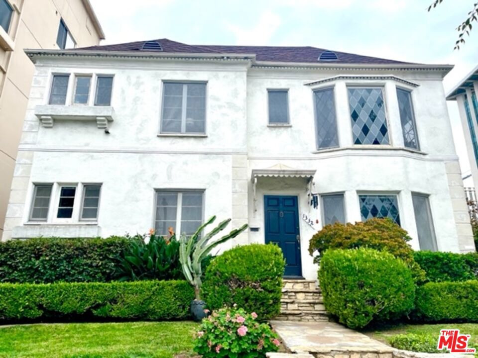 133 Reeves Drive C, Beverly Hills, CA 90210