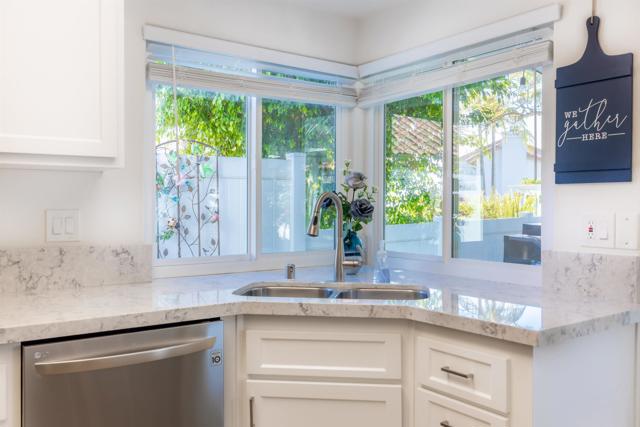 Detail Gallery Image 21 of 55 For 4709 Adra Way, Oceanside,  CA 92056 - 2 Beds | 2 Baths