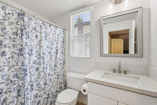 782 Anchor, San Diego CA: https://media.crmls.org/mediaz/301d7391-4f50-47b3-add4-223492fb8f25.jpg