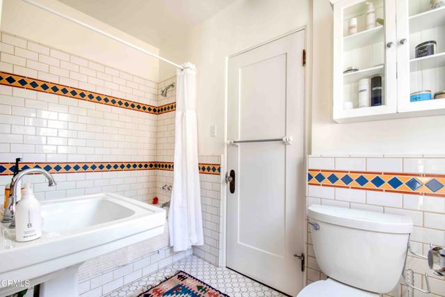 Detail Gallery Image 30 of 50 For 1014 Stearns Dr, Los Angeles,  CA 90035 - 3 Beds | 3 Baths