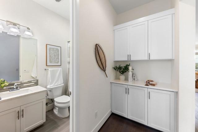 408 E 28th Avenue, San Mateo CA: https://media.crmls.org/mediaz/301f71ef-8513-4584-8338-616411ca09b6.jpg