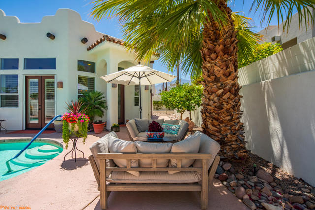 77440 Calle Ensenada, La Quinta CA: https://media.crmls.org/mediaz/302142b9-71cb-4d0e-8255-bcf5f1833850.jpg