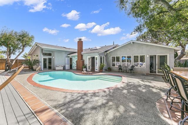 Detail Gallery Image 1 of 1 For 572 Collyn St, Vista,  CA 92083 - 4 Beds | 2 Baths