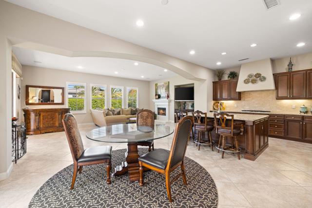 81840 Contento Street, La Quinta CA: https://media.crmls.org/mediaz/3021b5e1-2443-4bfd-8683-2d830b288ca0.jpg