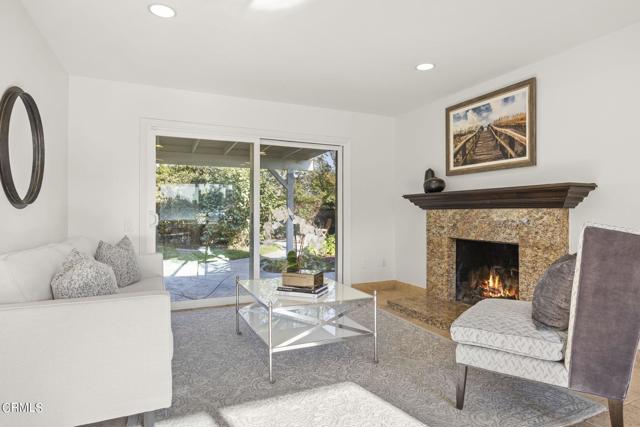 Detail Gallery Image 7 of 50 For 996 Jade Dr, Ventura,  CA 93004 - 4 Beds | 2/1 Baths