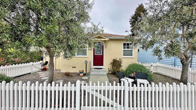 1138 Laurel Street, Santa Cruz CA: https://media.crmls.org/mediaz/3022725b-dc63-458d-a330-3c56abf9fc6a.jpg